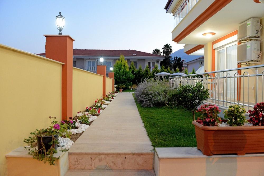 Can Apart Otel Çamyuva 外观 照片