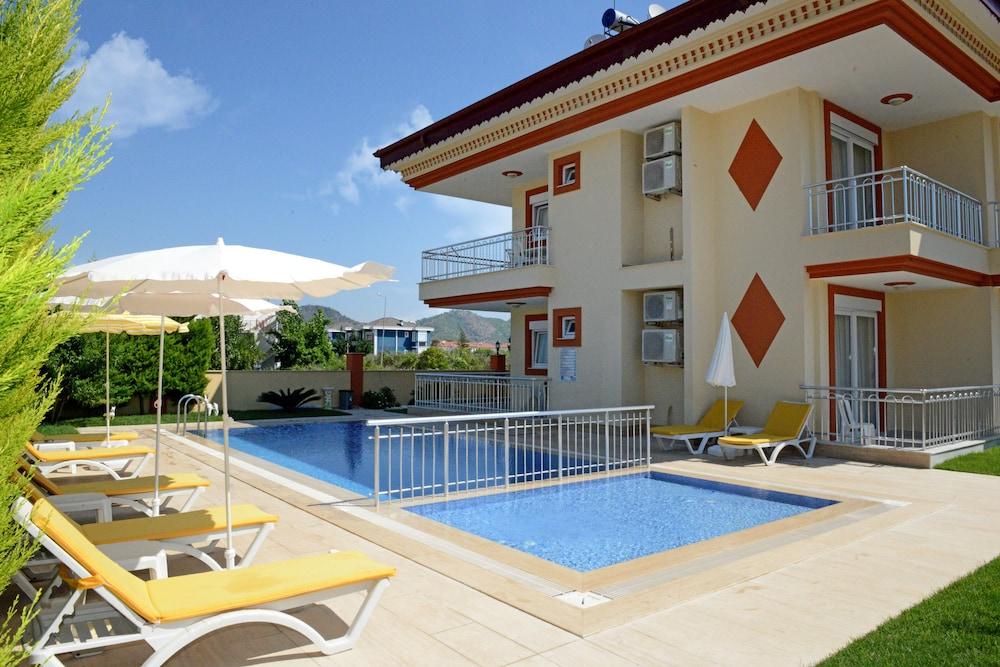Can Apart Otel Çamyuva 外观 照片