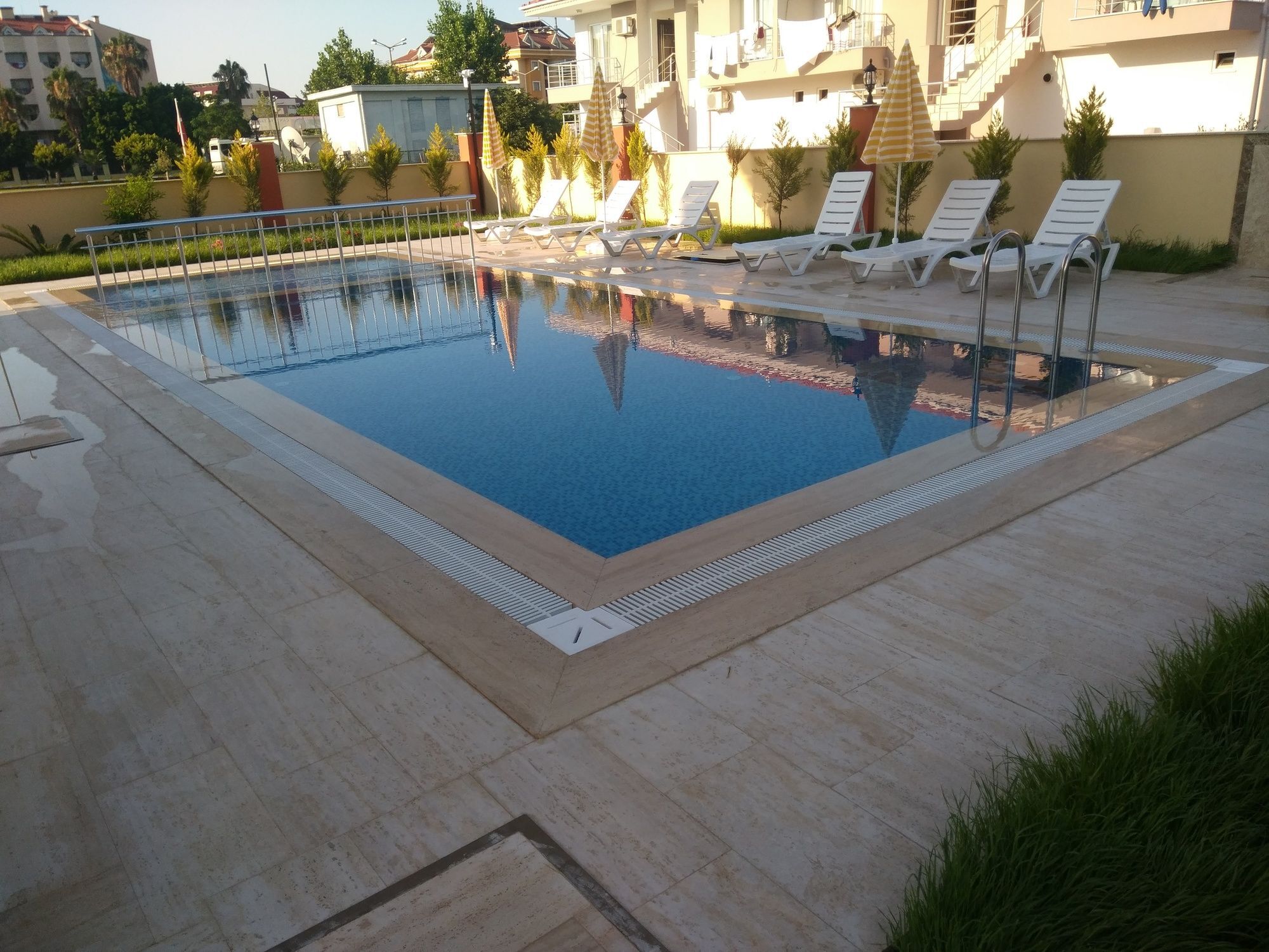 Can Apart Otel Çamyuva 外观 照片